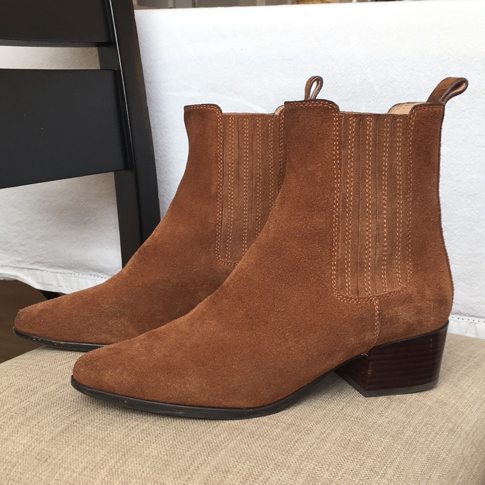 Banana Republic Brown Suede Ankle Boots - Picture 3 of 10